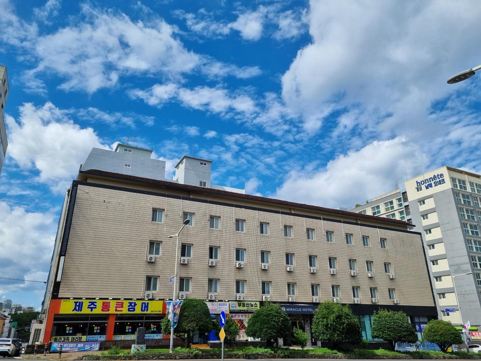 Jeju Miracle Hotel Exterior foto